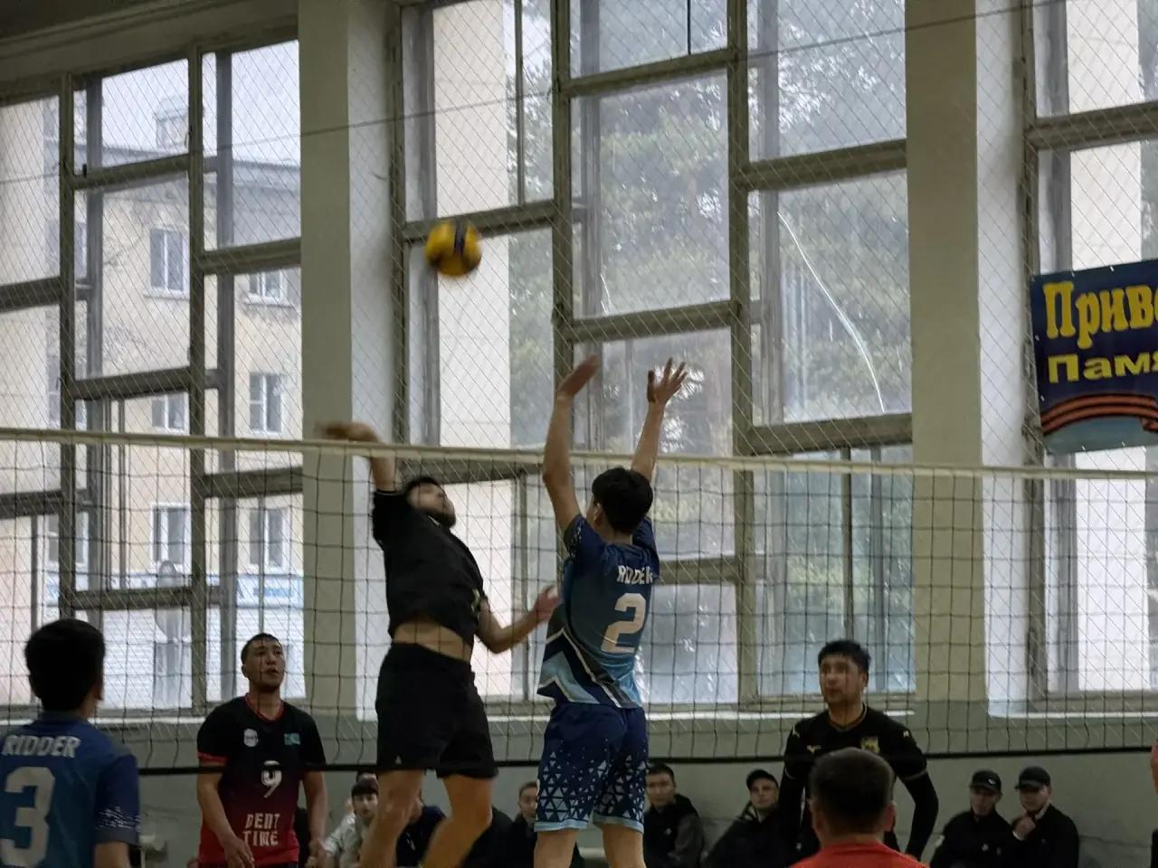 В районе Алтай состоялось торжественное открытие турнира по волейболу