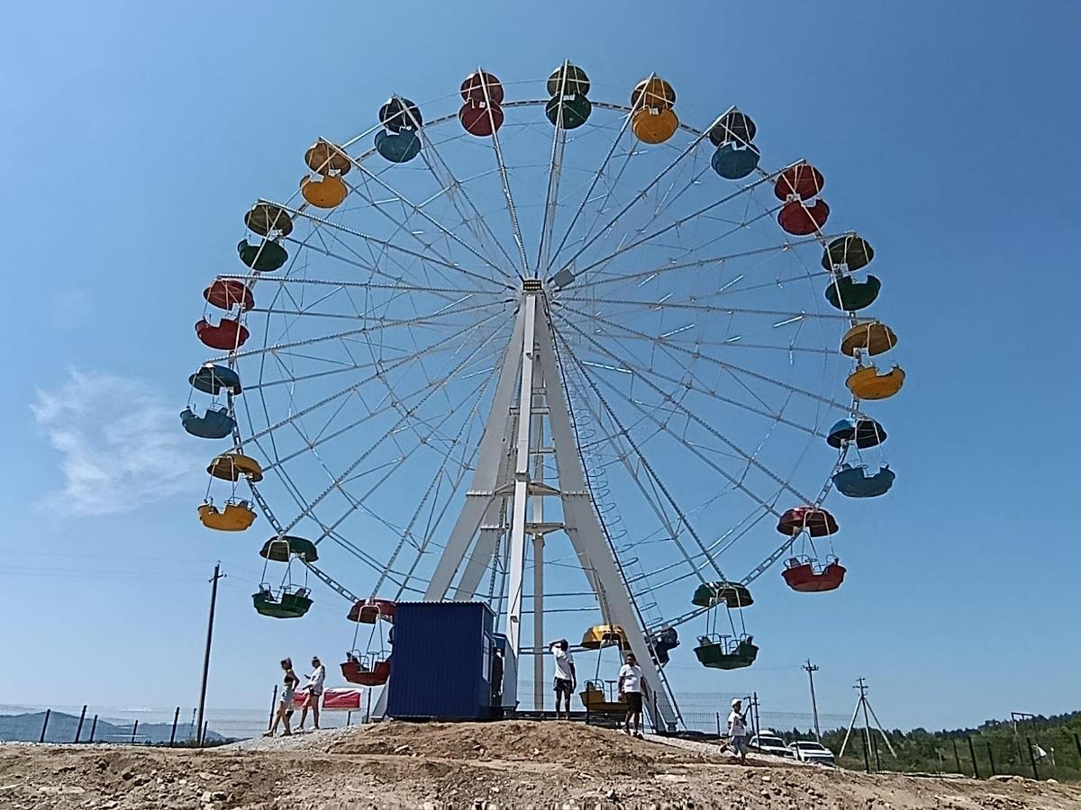 С видом на «море»: в ВКО запустили колесо обозрения на побережье Бухтарминского водохранилища