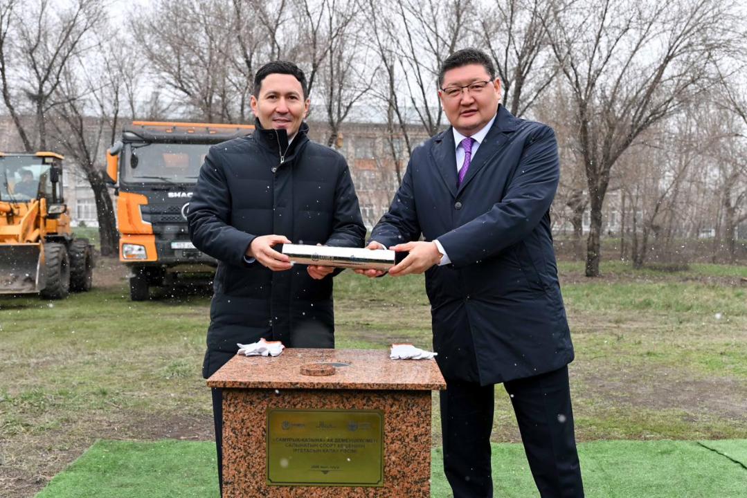 В Семее заложили фундамент нового спорткомплекса по акции «Абайға құрмет»