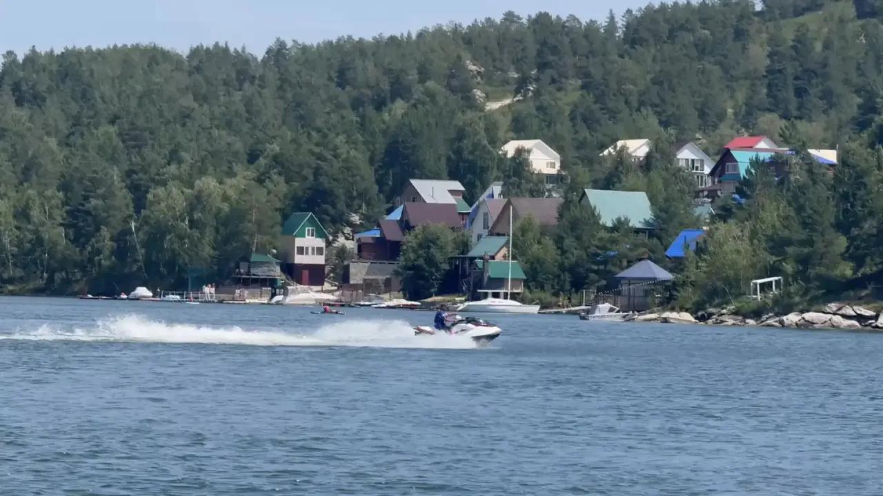Пляжи Новой Бухтармы готовят к наплыву отдыхающих