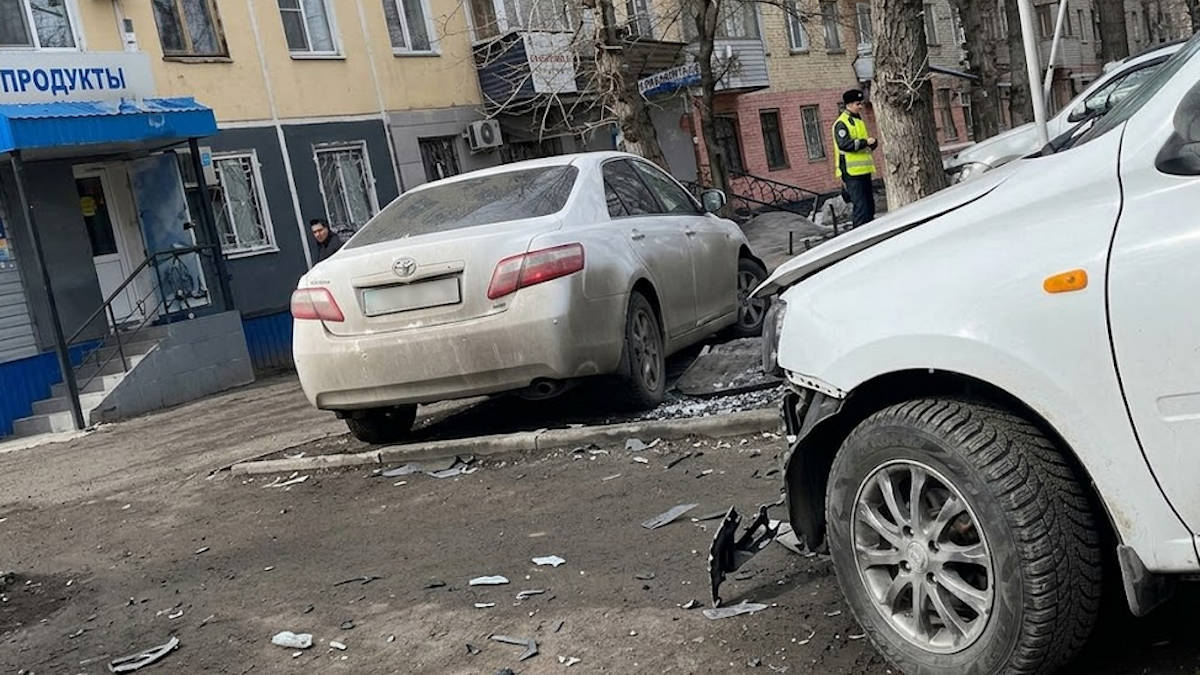 В Усть-Каменогорске произошло тройное ДТП