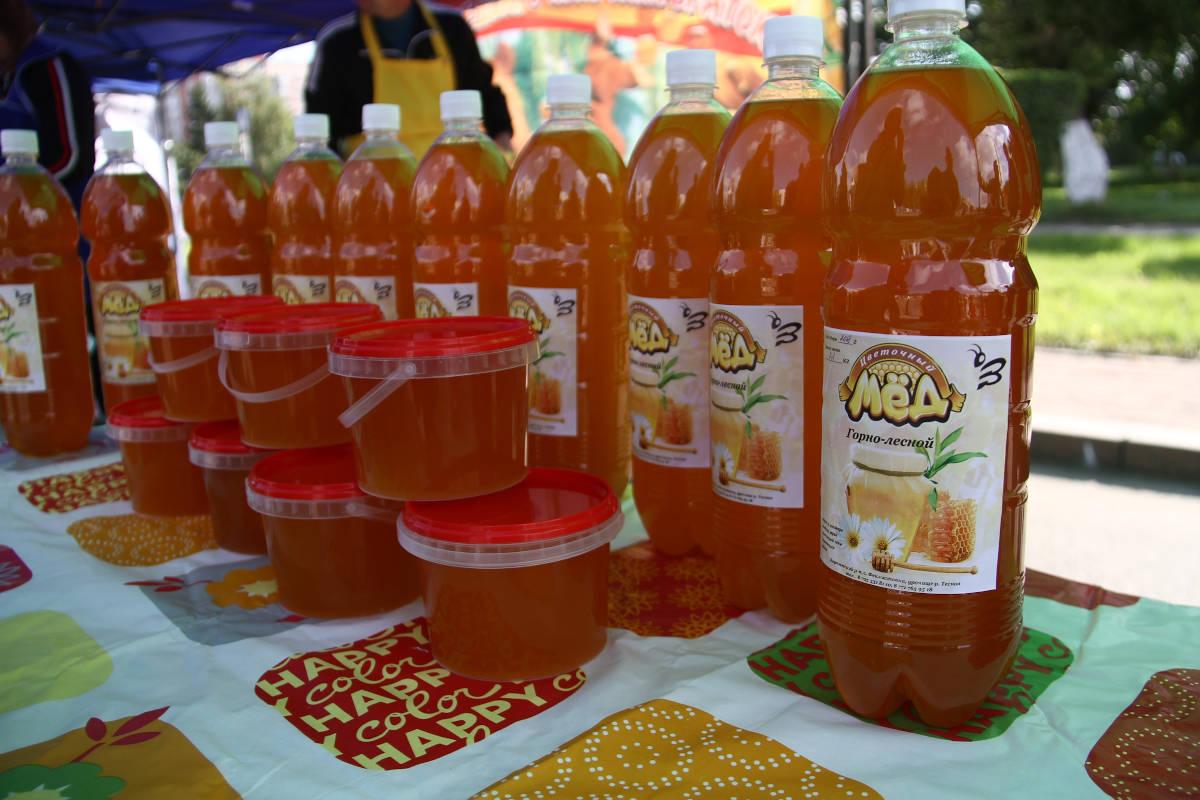 Товаропроизводители Глубоковского района привезут в Усть-Каменогорск мёд и многое другое