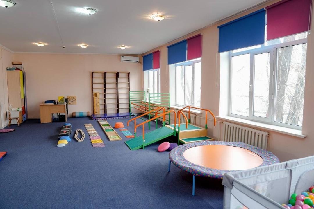 Аким города Семей ознакомился с работой специализированного детского дома