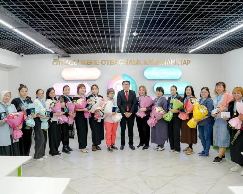 В Семее отметили вклад многодетных матерей: вручены государственные награды