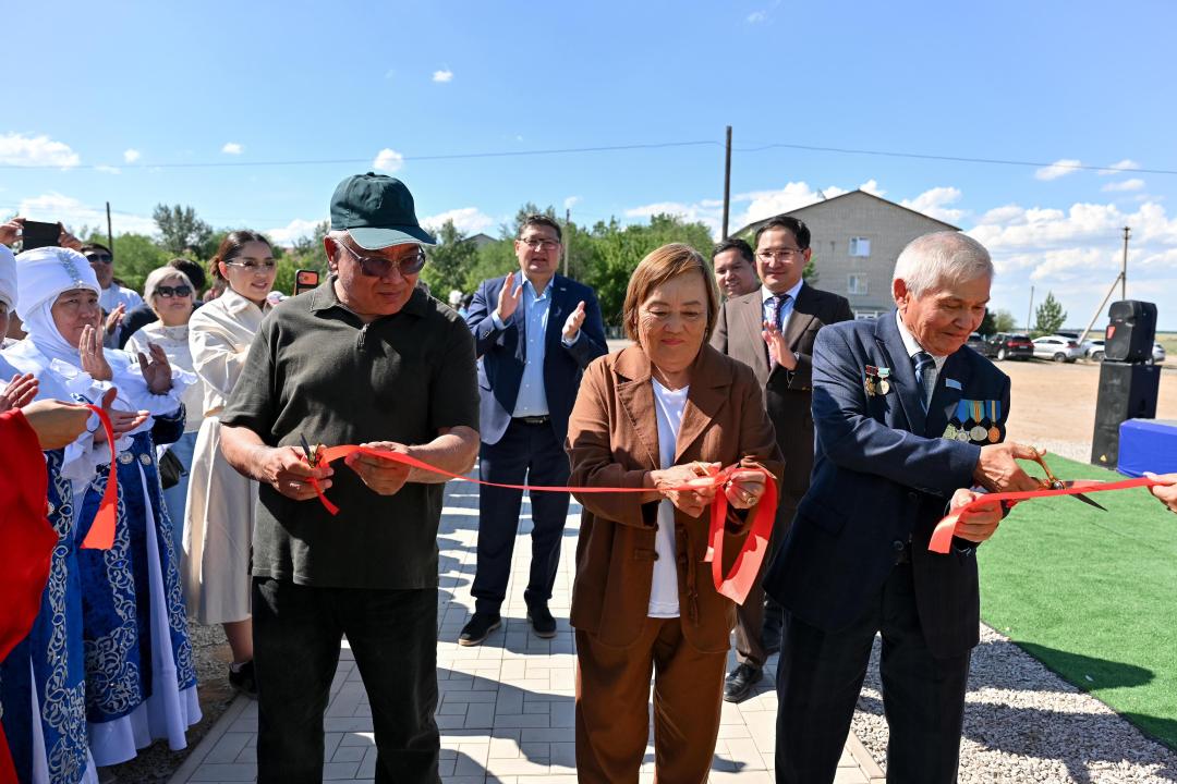 Современный спортивный комплекс появился в Бескарагайском районе