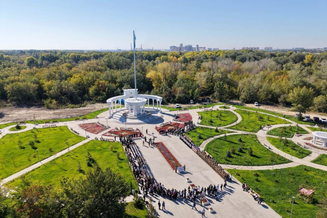 «Сарбаз жолы»: в Семее впервые прошли торжественные проводы призывников