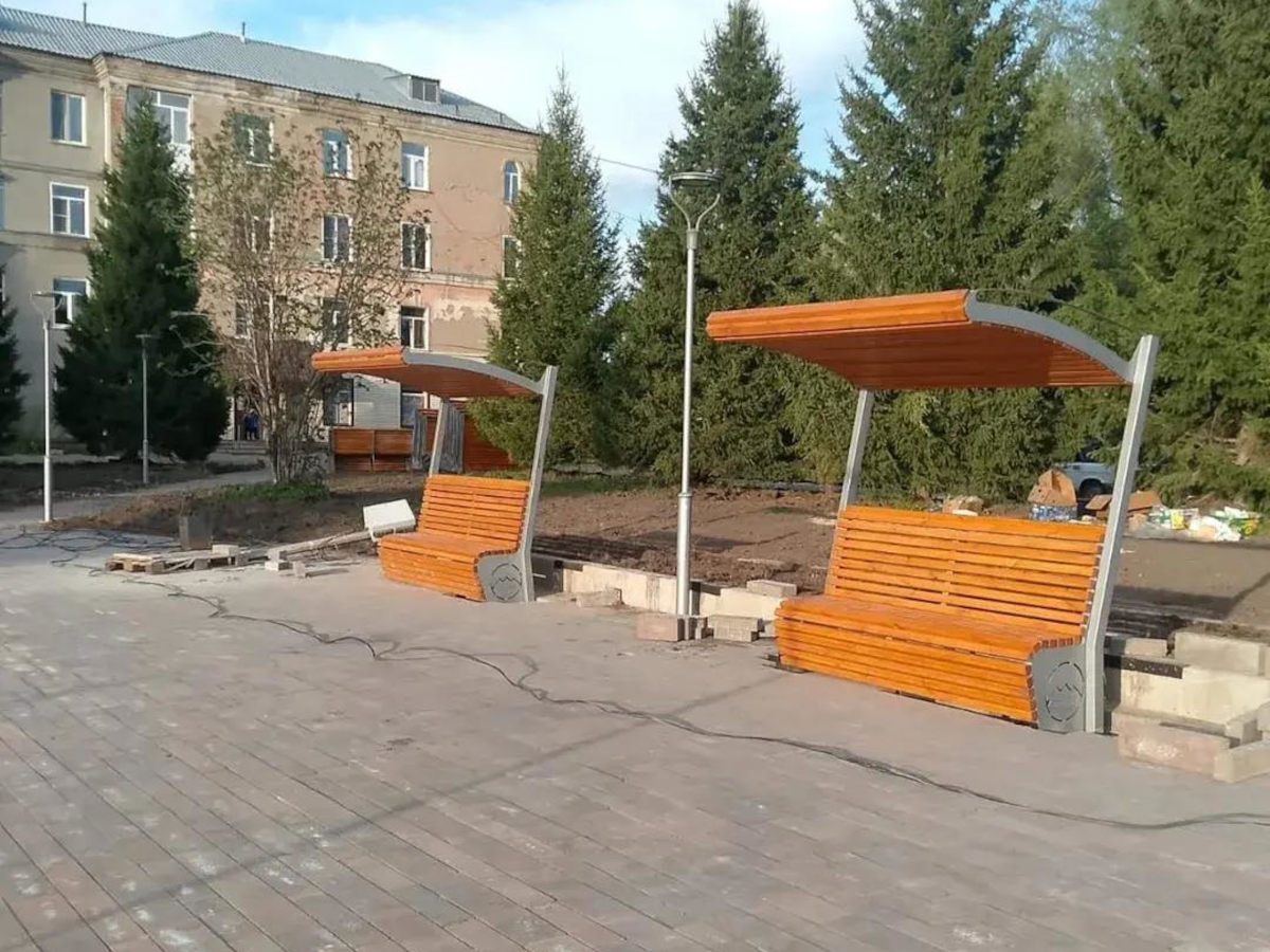 Реконструкция сквера Тайшибаева в Риддере подходит к концу