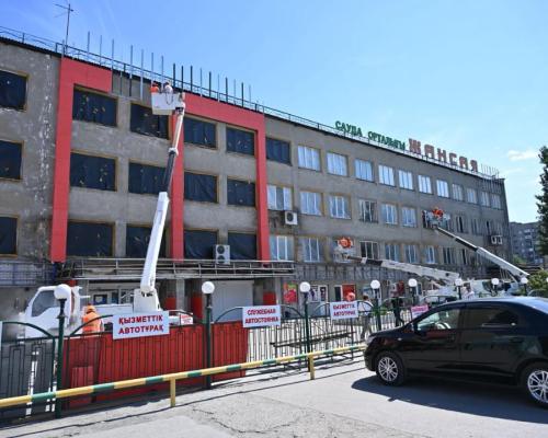 В Семее обновляют торговые объекты: ремонт «Нивы» завершат в августе