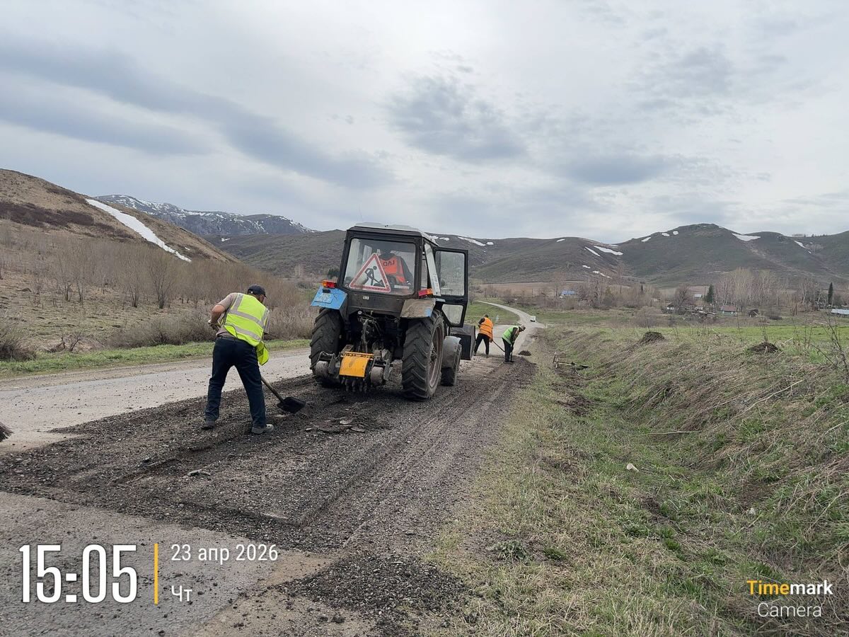 На трассе Усть-Каменогорск – Алтай ведется ямочный ремонт
