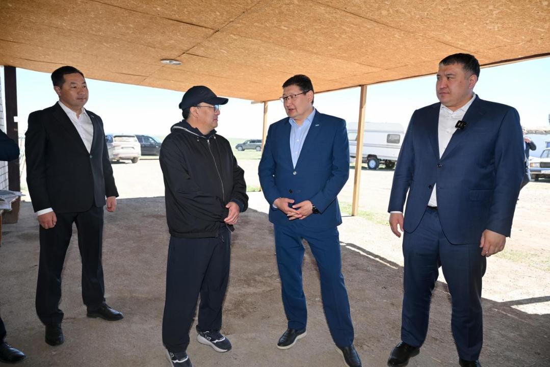 В области Абай решают вопросы водоснабжения и дорог в Коксале