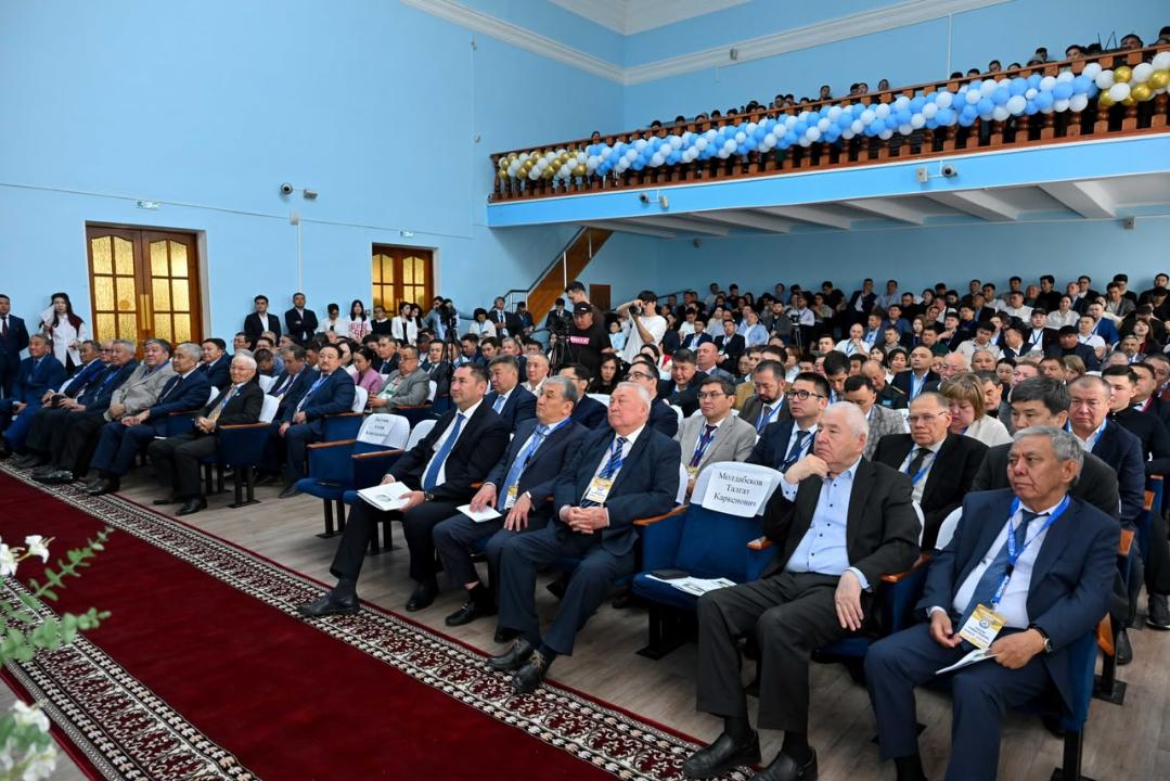 Ведущие хирурги страны собрались на Abai Surgery Plenum в Семее