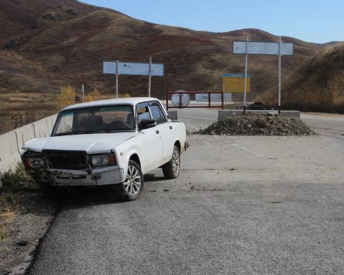 В ВКО водителей снова направили в объезд через «тёщин язык»