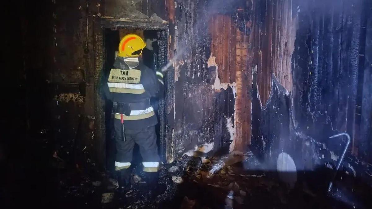 В Риддере на пожаре погиб мужчина