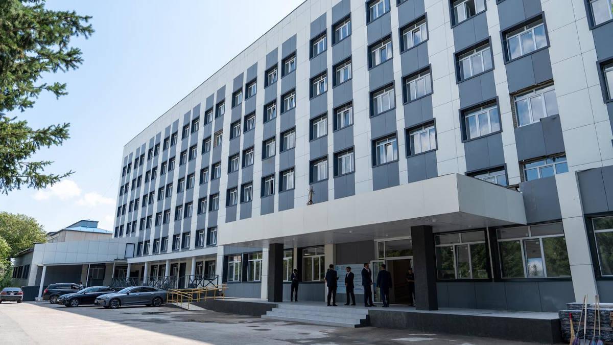 Реконструкция Центра матери и ребенка в Усть-Каменогорске выполнена на 90%