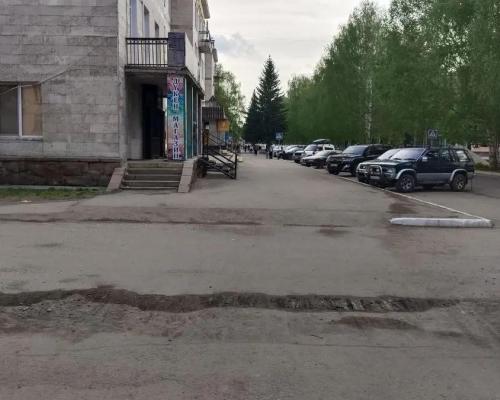 Когда с дорог и тротуаров Риддера после зимы уберут пыль и песок