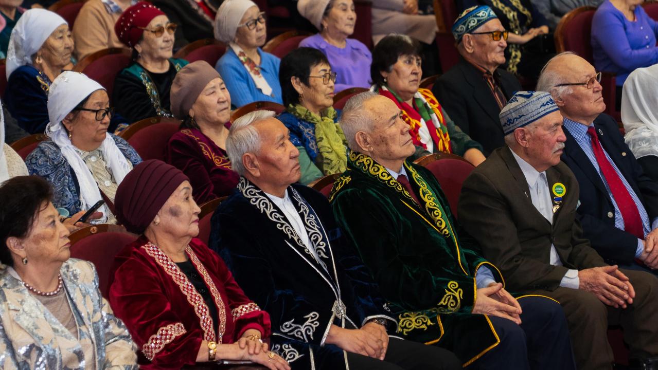 Акыны области Абай прошли в следующий этап республиканского командного айтыса