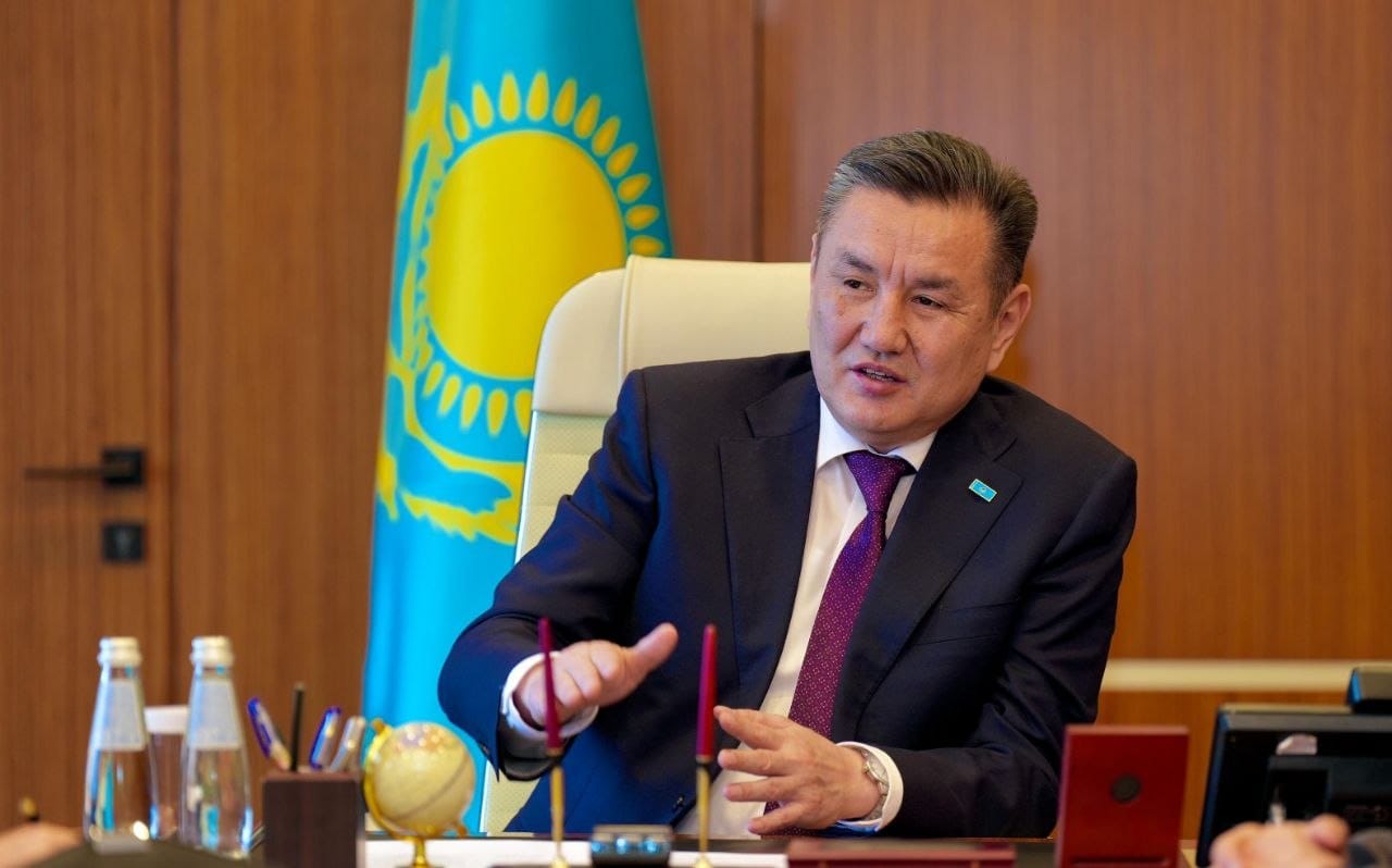 Какие книги читает аким ВКО?