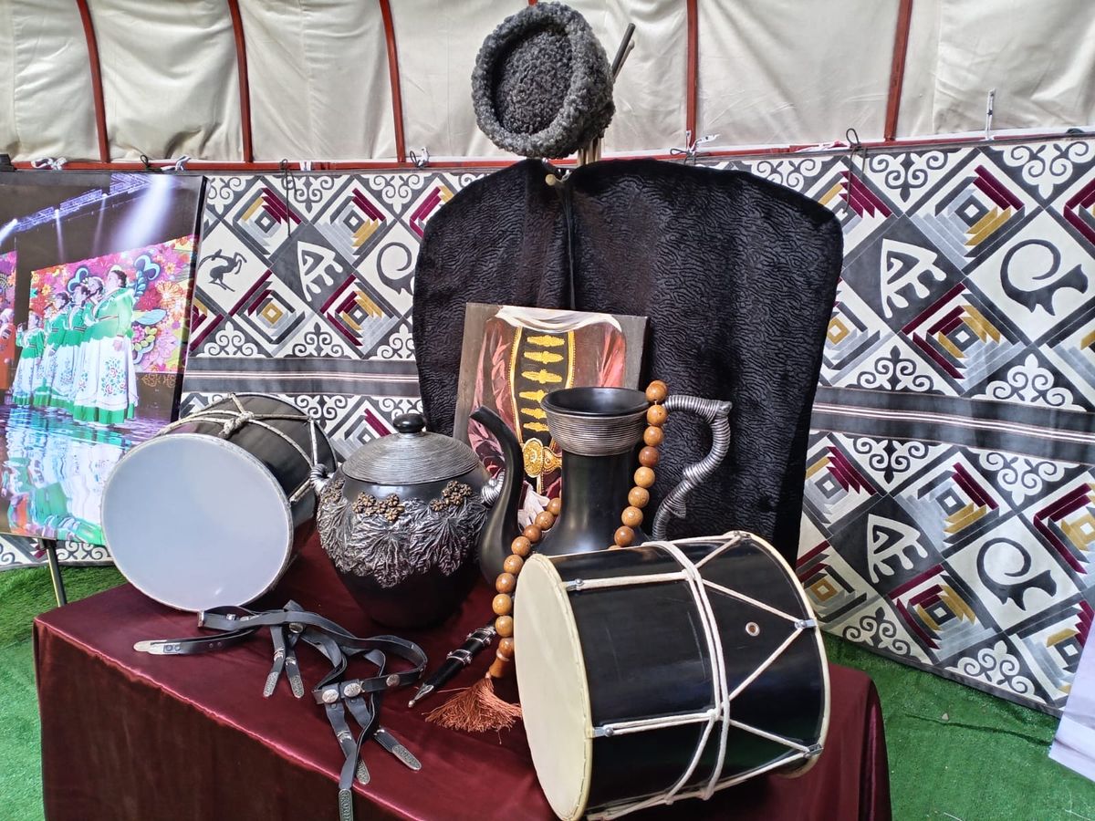 В Усть-Каменогорске начинается празднование Наурыза у Дома дружбы