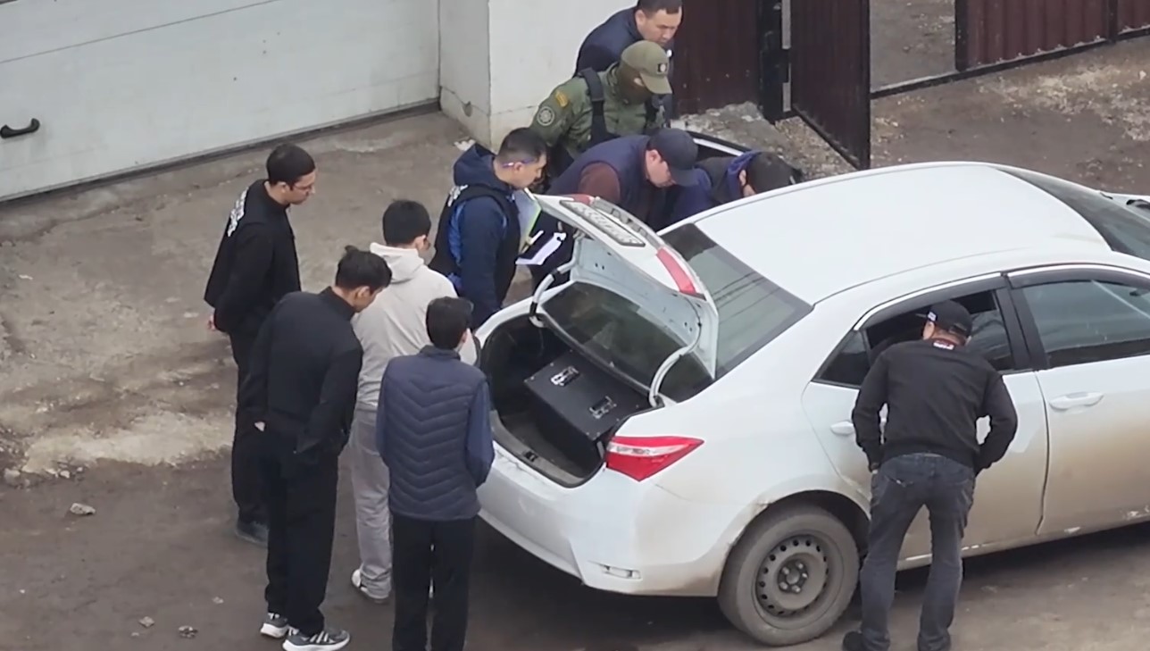 Казахстан пресёк кибератаку: мошенники рассылали до 100 тысяч SMS в час