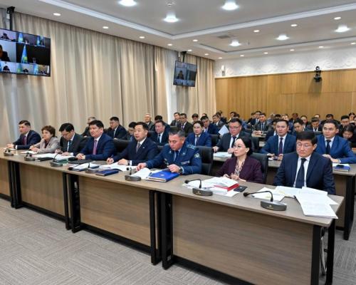 В области Абай  усиливают работу с землями и переселенцами: итоги заседания акимата