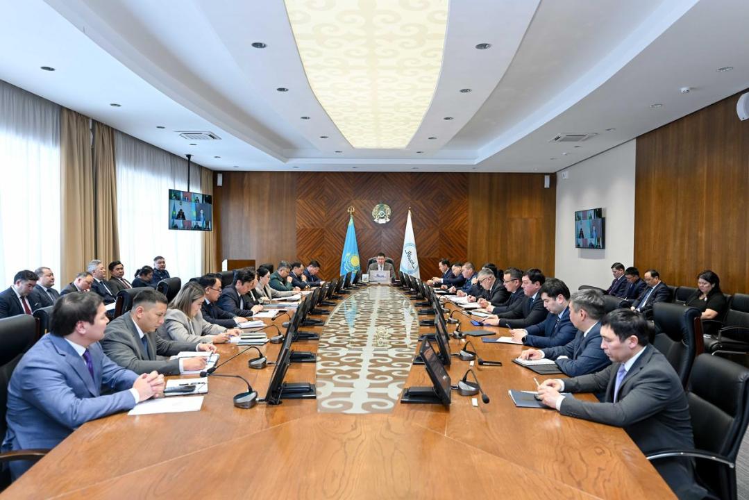 В Семее прошло расширенное аппаратное совещание