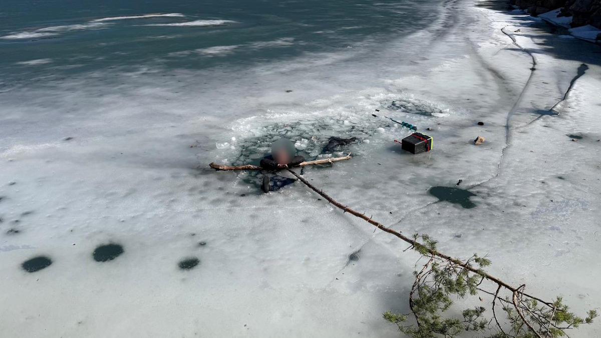 Рыбак провалился под лёд дважды — история спасения в Акмолинской области