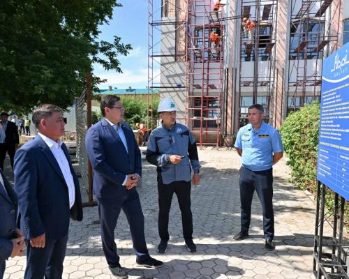 В городе Шар строят новый бассейн и реконструируют вокзал