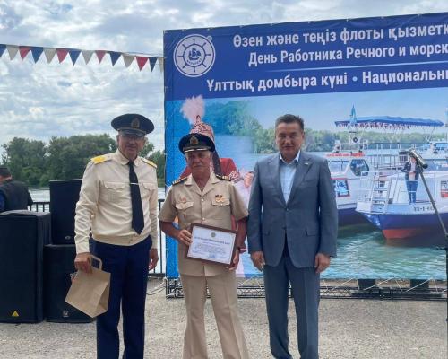В Усть-Каменогорске состоялось награждение работников речного флота