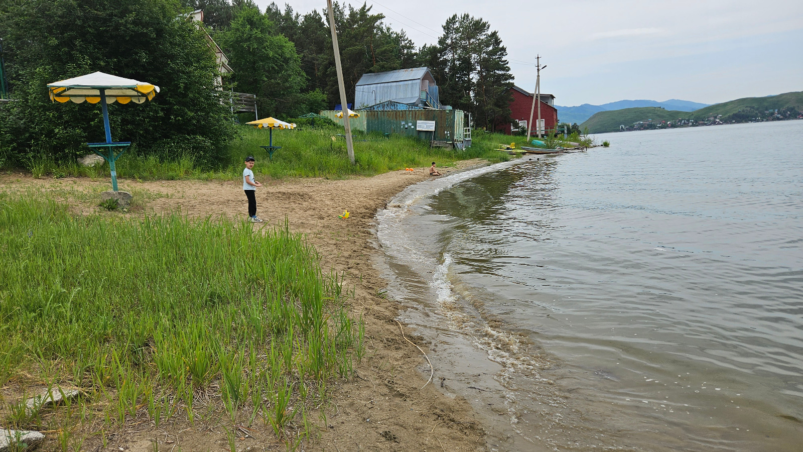 В Бухтарминском водохранилище — низкий уровень воды, несмотря на снежную зиму