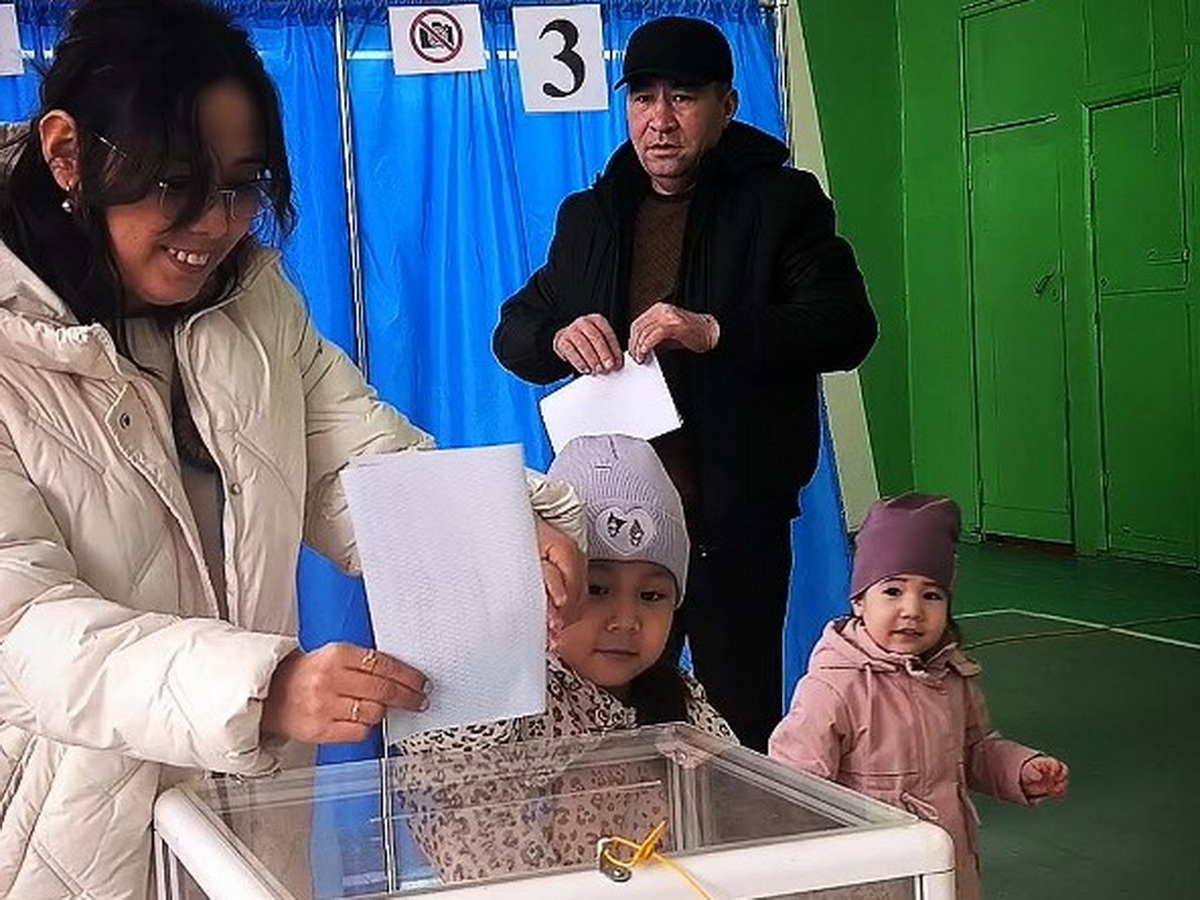 В ВКО в Шемонаихинском районе проголосовала лучшая семья