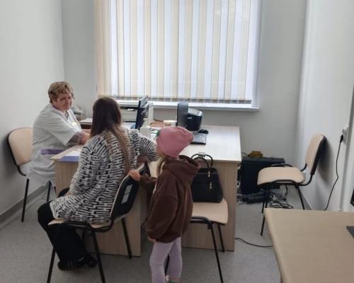 В Риддере пациентов детской и взрослой поликлиник теперь принимают в одном здании