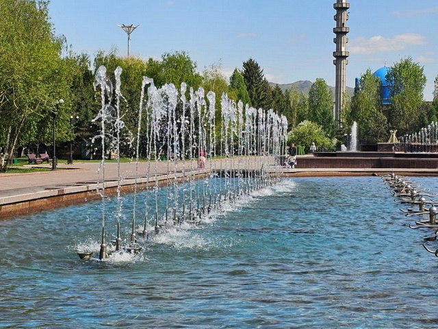 Аким Усть-Каменогорска назвал условие, при котором областной центр могут снова разделить на два района