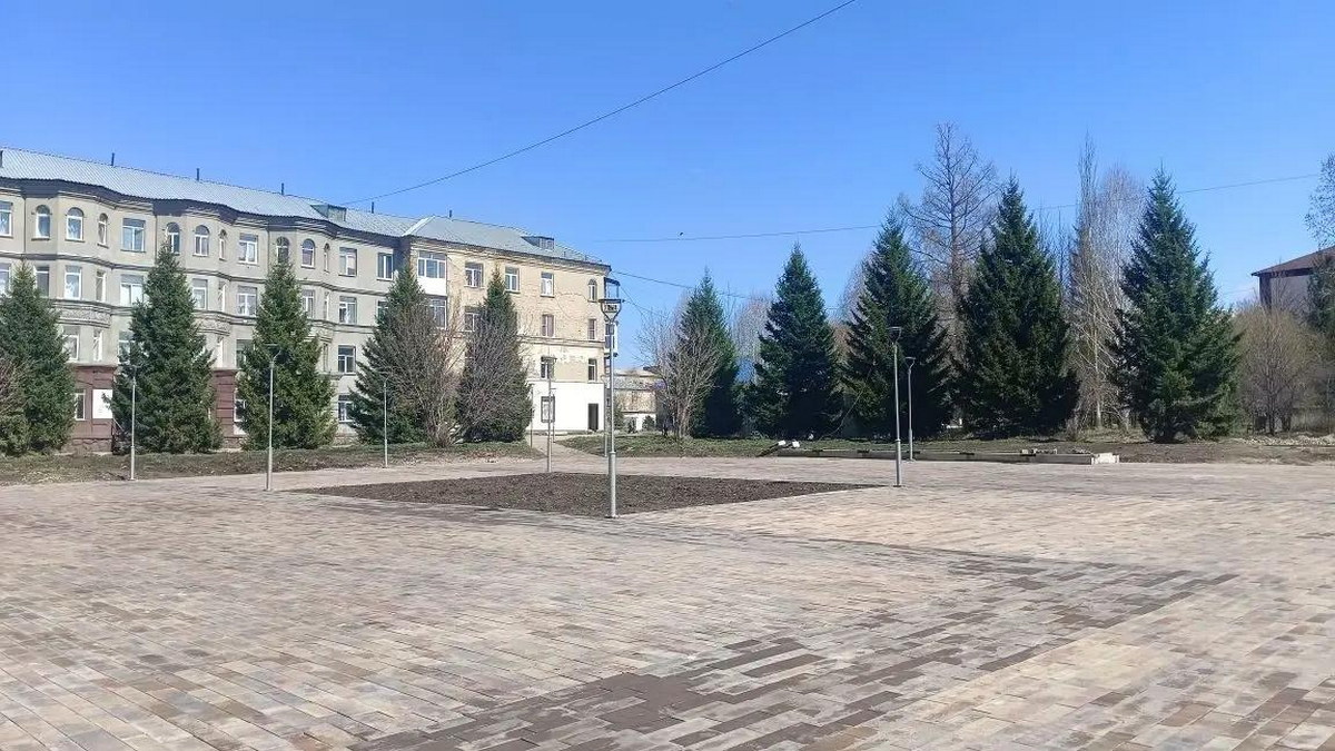 В сквере Тайшибаева в Риддере скоро начнут устанавливать лавочки
