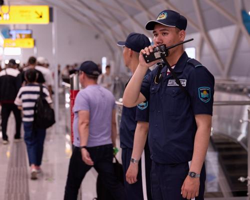 Военнослужащие Нацгвардии заступили на службу на станциях LRT