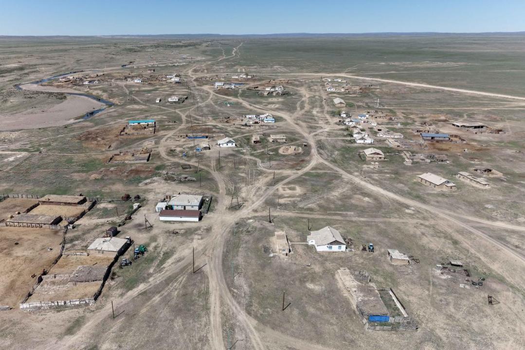 В области Абай решают вопросы водоснабжения и дорог в Коксале