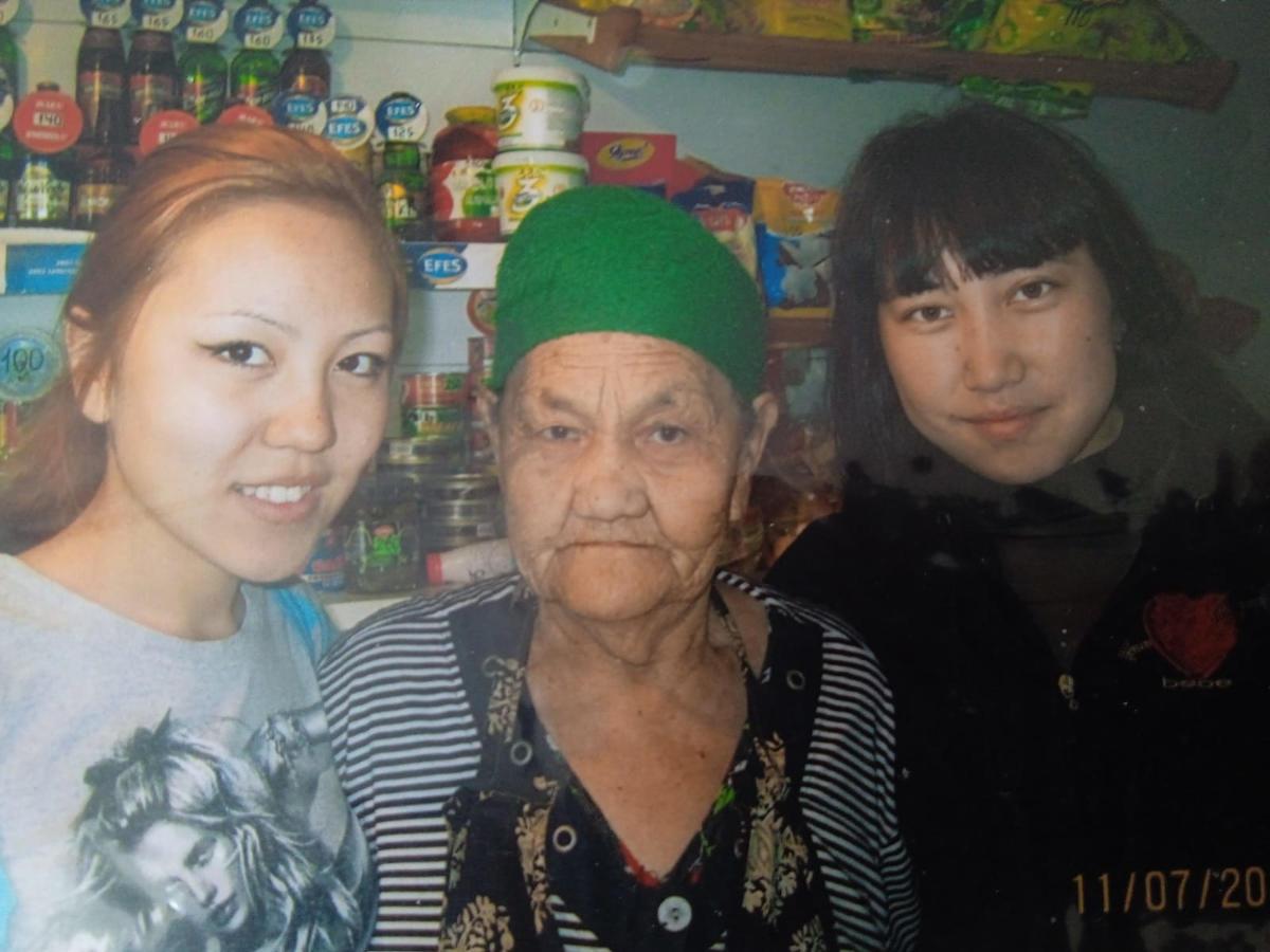 Жительница ВКО посвятила 30 лет работе водителем грузовика