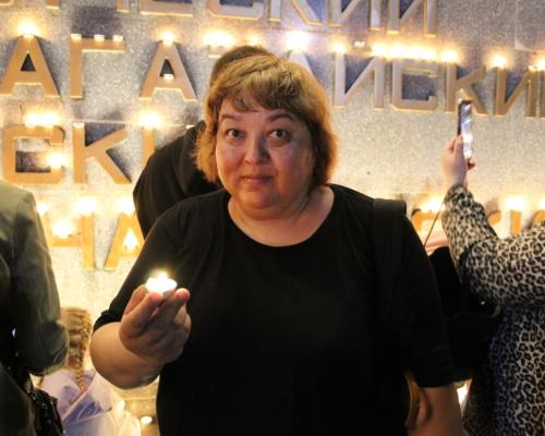 В Усть-Каменогорске у Мемориала Славы зажгли свечи в память о погибших в войне