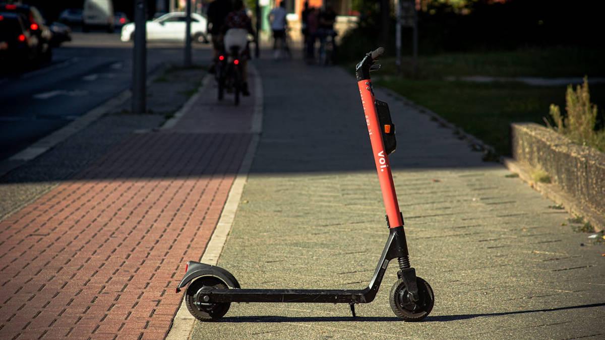 Электросамокаты в Алматы: штрафстоянки, блокировки и новые правила