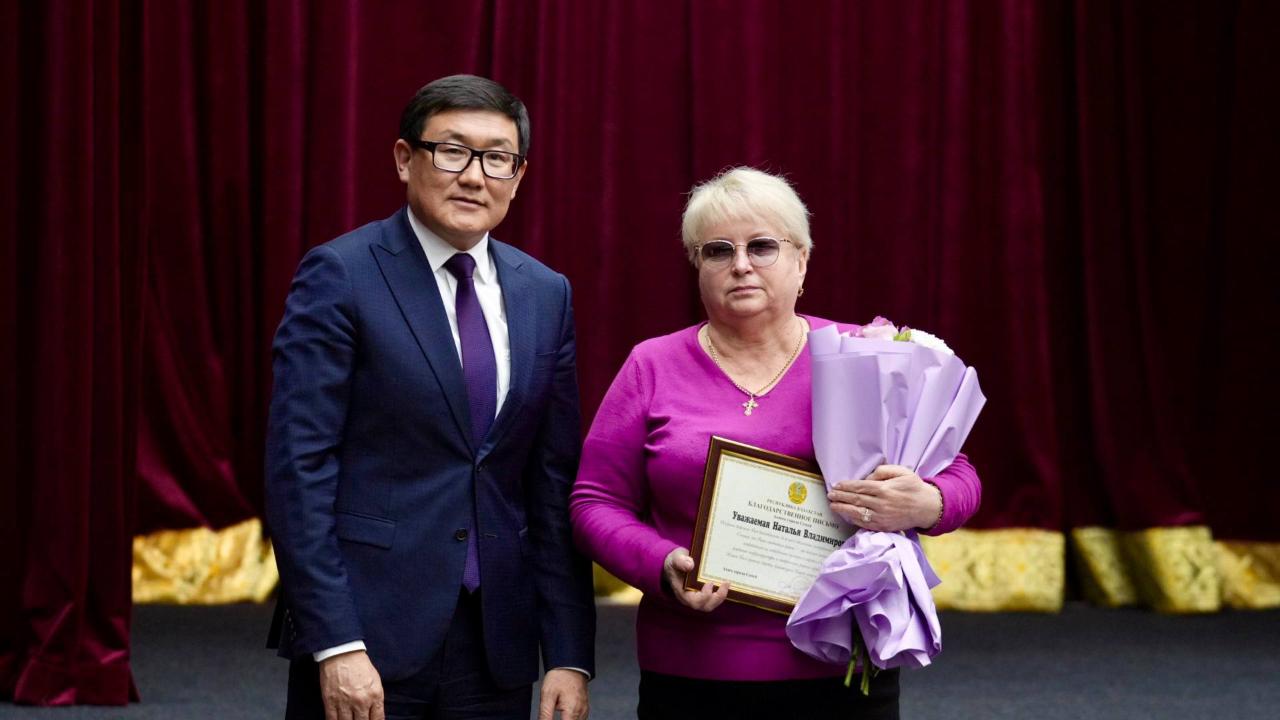 День работников ЖКХ в Семее: аким встретился с КСК и ОСИ