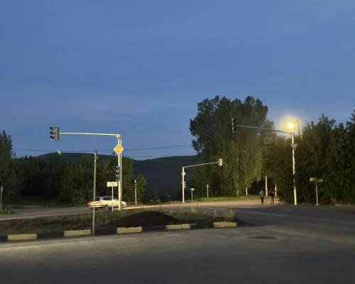 В городе Алтае установили три светофора на участках с интенсивным движением