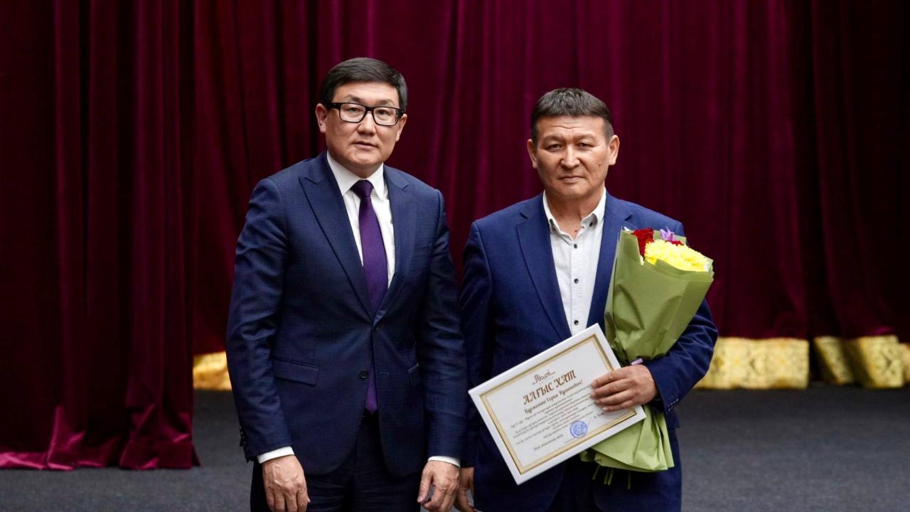 День работников ЖКХ в Семее: аким встретился с КСК и ОСИ