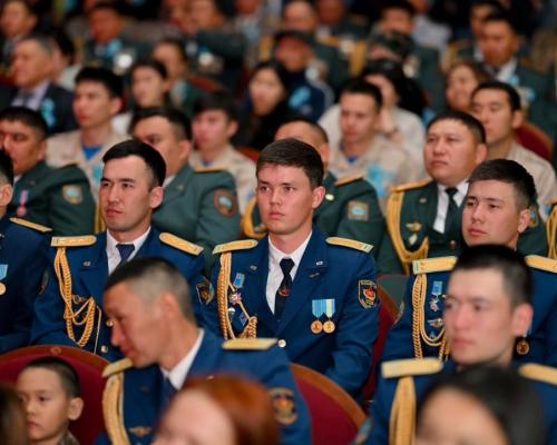 В Семее прошло торжественное собрание посвященное Дню Победы и Дню защитника Отечества
