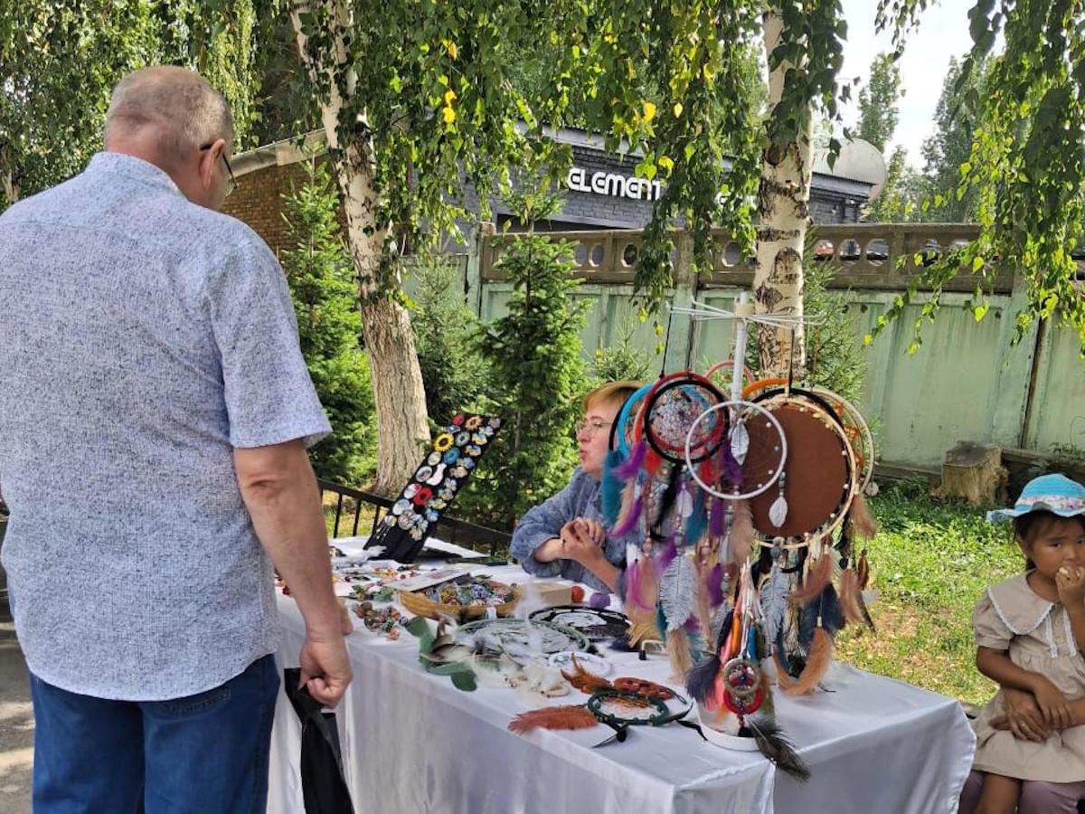 Өскемендегі сайлау учаскелерінде азық-түлік жәрмеңкелері ұйымдастырылды