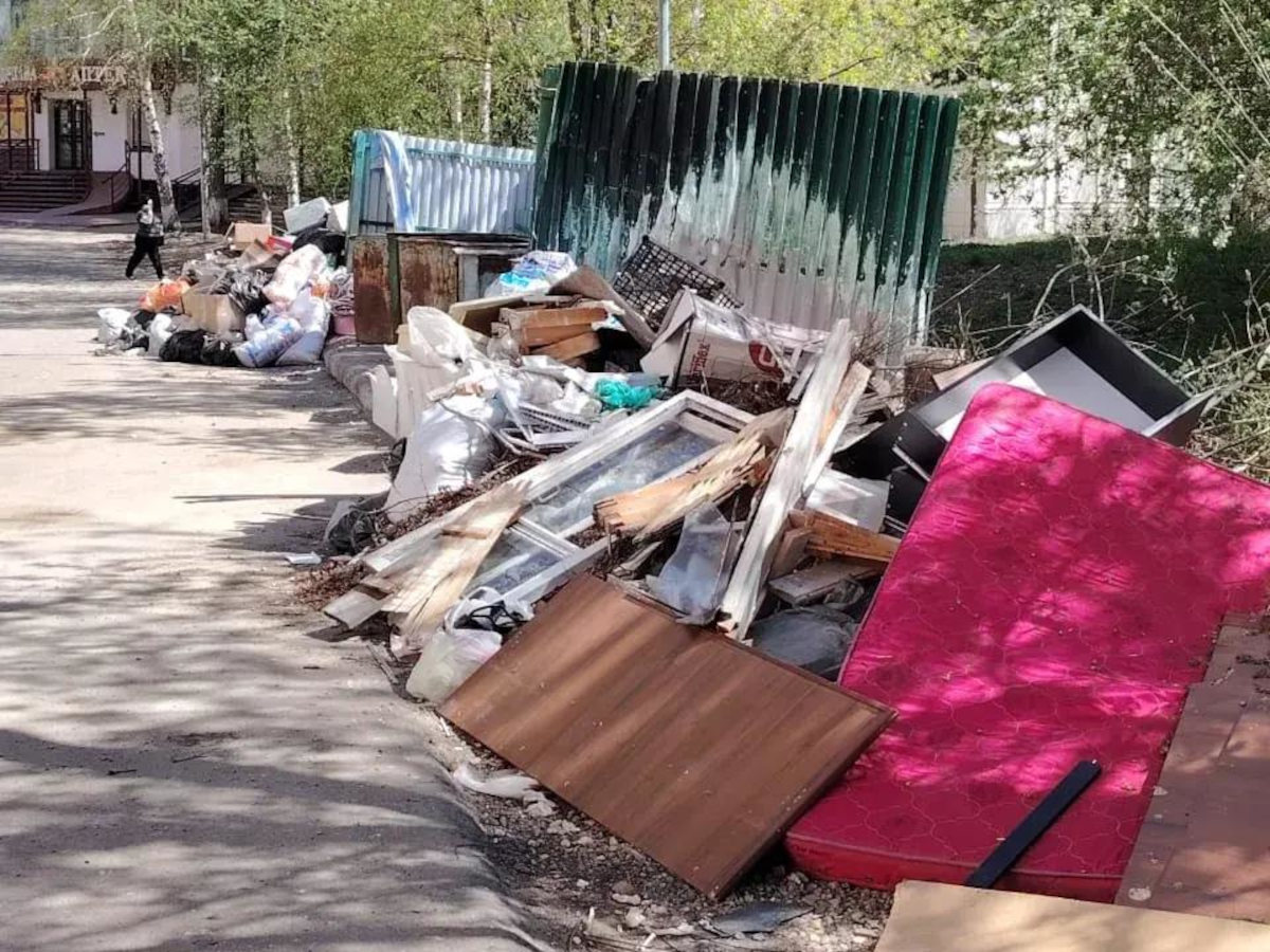 Риддерцы возмущены: почему город завален мусором?