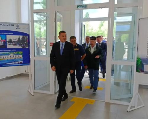 В Риддере после капремонта открылся обновленный железнодорожный вокзал