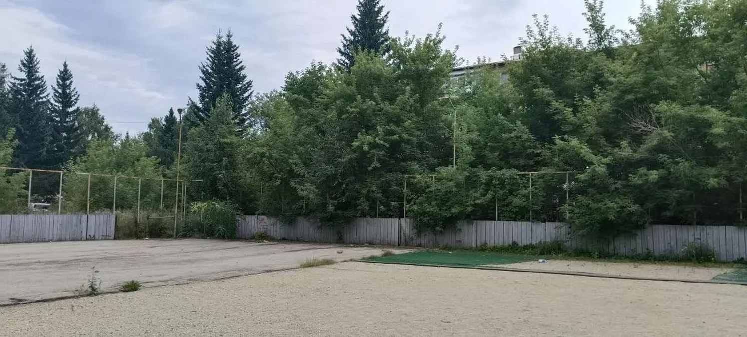 В Риддере на месте старой спортивной площадки хотят построить крытый футбольный модуль