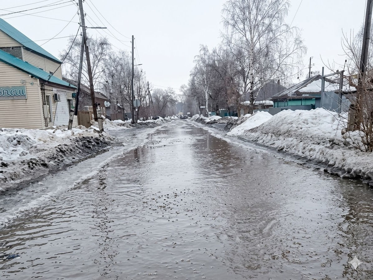 В Усть-Каменогорске подтопило участки некоторых улиц 