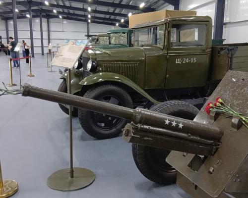 В Усть-Каменогорске открылась выставка военных автомобилей