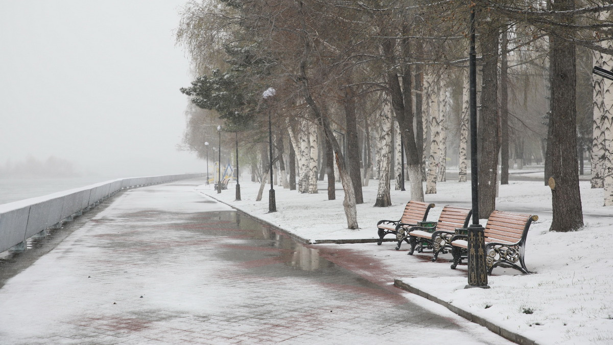 В ВКО из-за ненастной погоды снова объявили штормовое предупреждение 