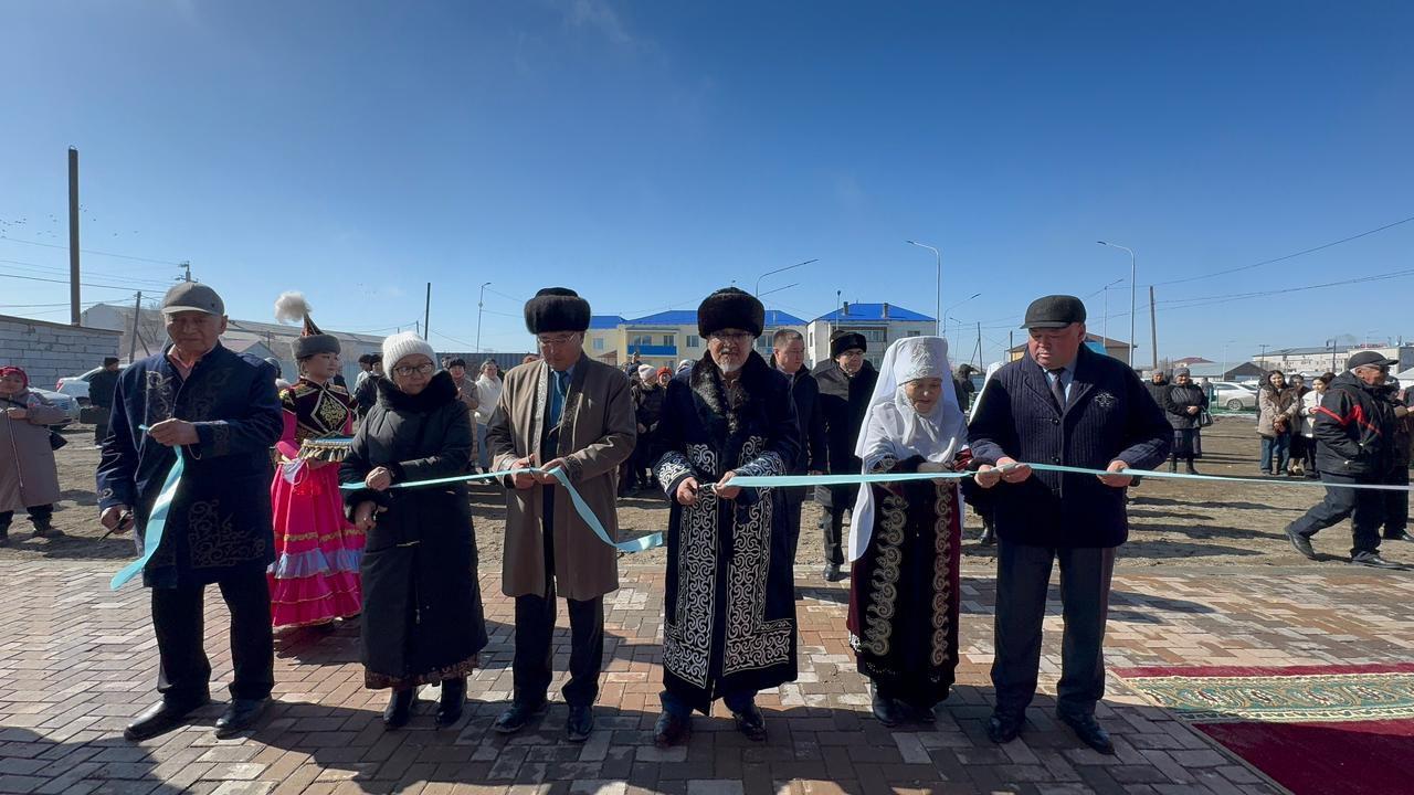 В Абайском районе в преддверии Наурыз мейрамы 18 семей получили жилье